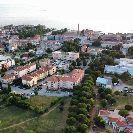 Appleonlux Apartamento Umago Exterior foto