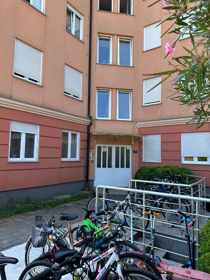Appleonlux Apartamento Umago Exterior foto